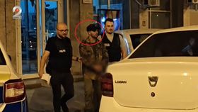 VIDEO Crima oribilă în Capitală! Un bărbat și-a ucis iubitul și i-a plimbat trupul cu căruciorul